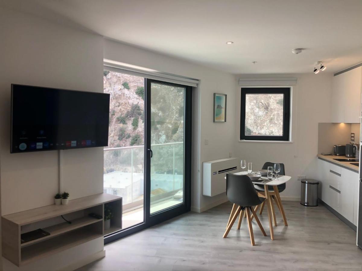 Cp High Floor Luxury Studio With Sea View Gibilterra Esterno foto